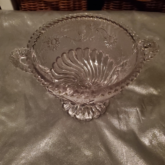 EDWARD MOORE 1887 2 HANDLED SUGAR/TAZZA FROSTED WITH THISTLES & DAISIES - Picture 3 of 10